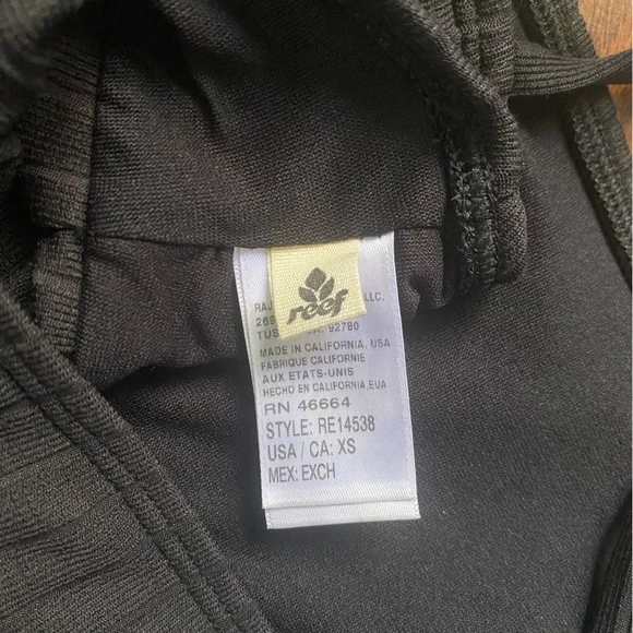 Reef Black Ribbed One Piece Swimsuit XS - Picture 3 of 3